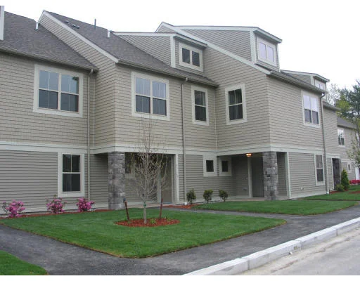 Unit for sale at 611 Alder Way, North Andover, MA 01845