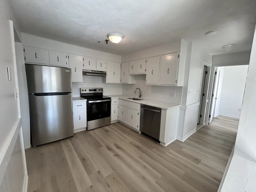 Unit for sale at 49 Spencer Rd, Boxborough, MA 01719