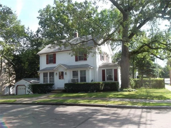 Unit for sale at 131 Auburndale Ave, Newton, MA 02465
