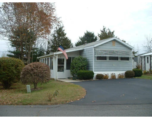 Unit for sale at 41 Park Ave, Sturbridge, MA 01566