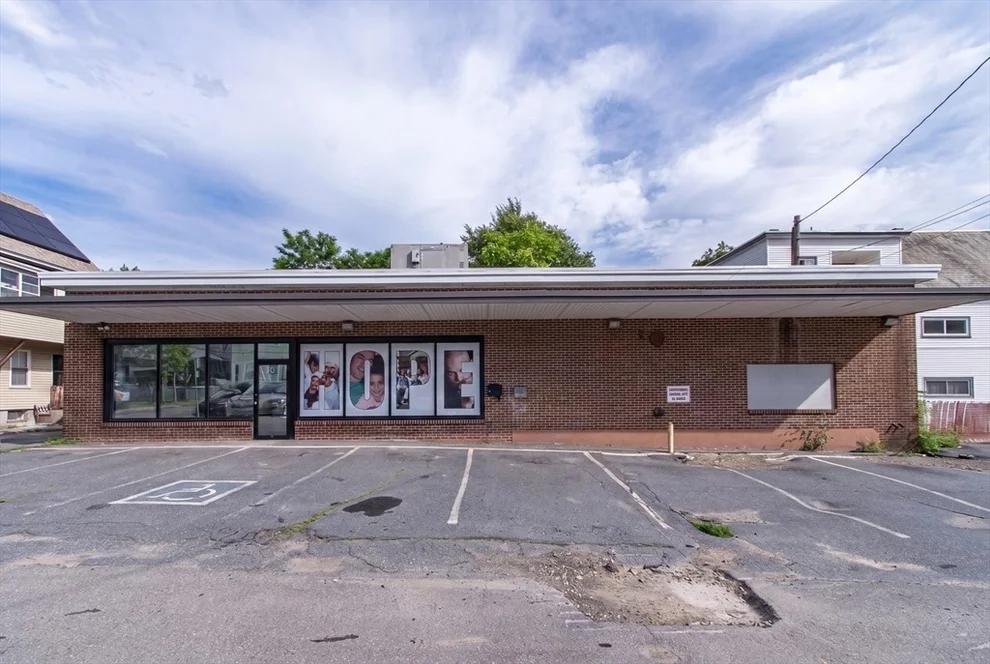 Unit for sale at 100 Harvard St, Fitchburg, MA 01420