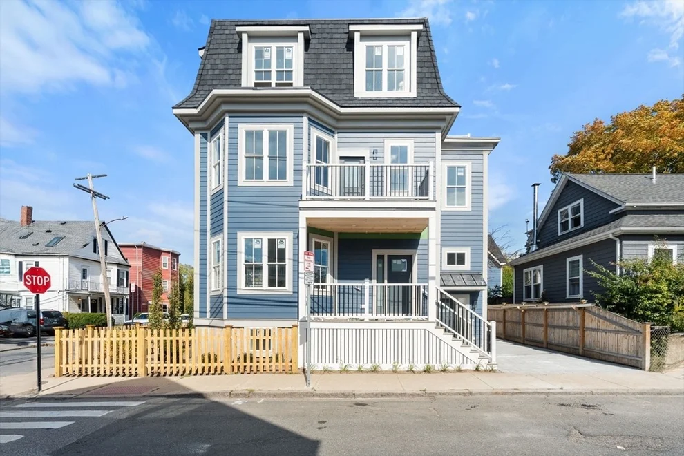 Unit for sale at 35 Richardson, Somerville, MA 02145