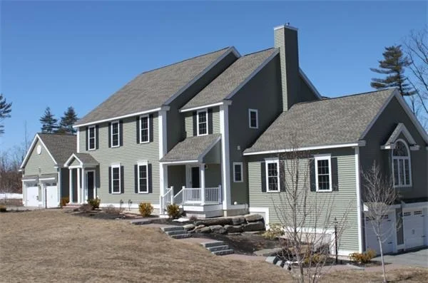 Unit for sale at 14 Granite Lane, Chester, NH 03036