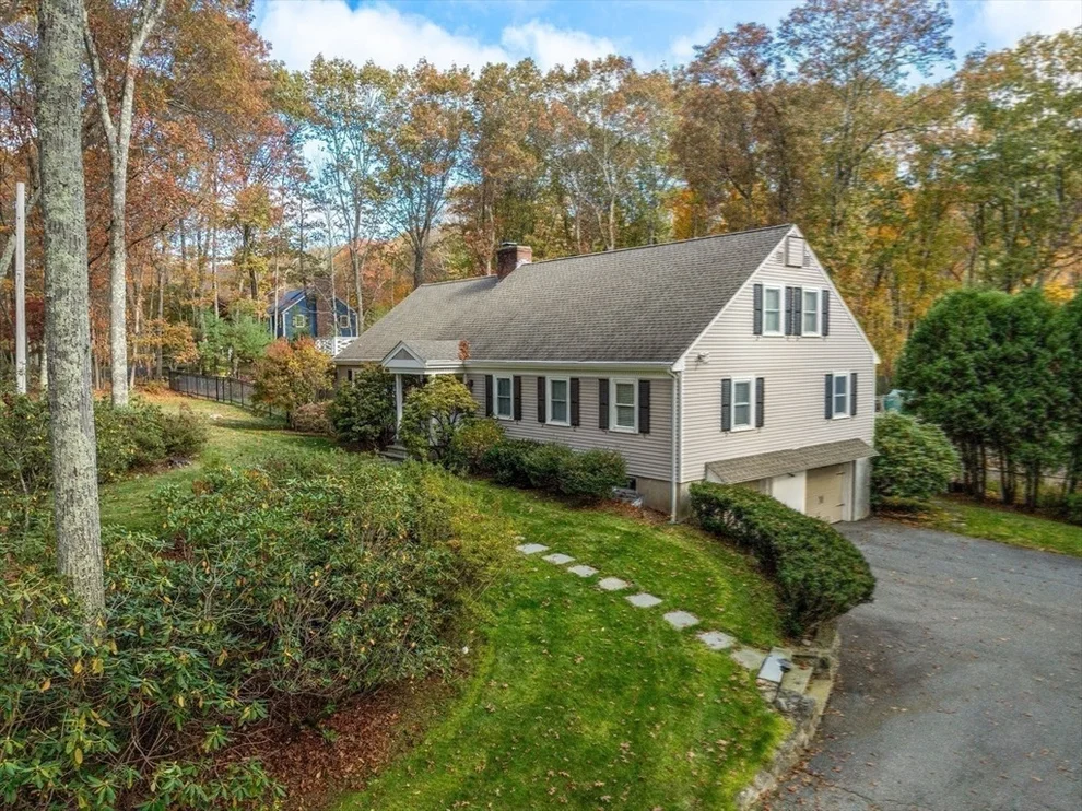 Unit for sale at 199 Country Rd, Weston, MA 02493