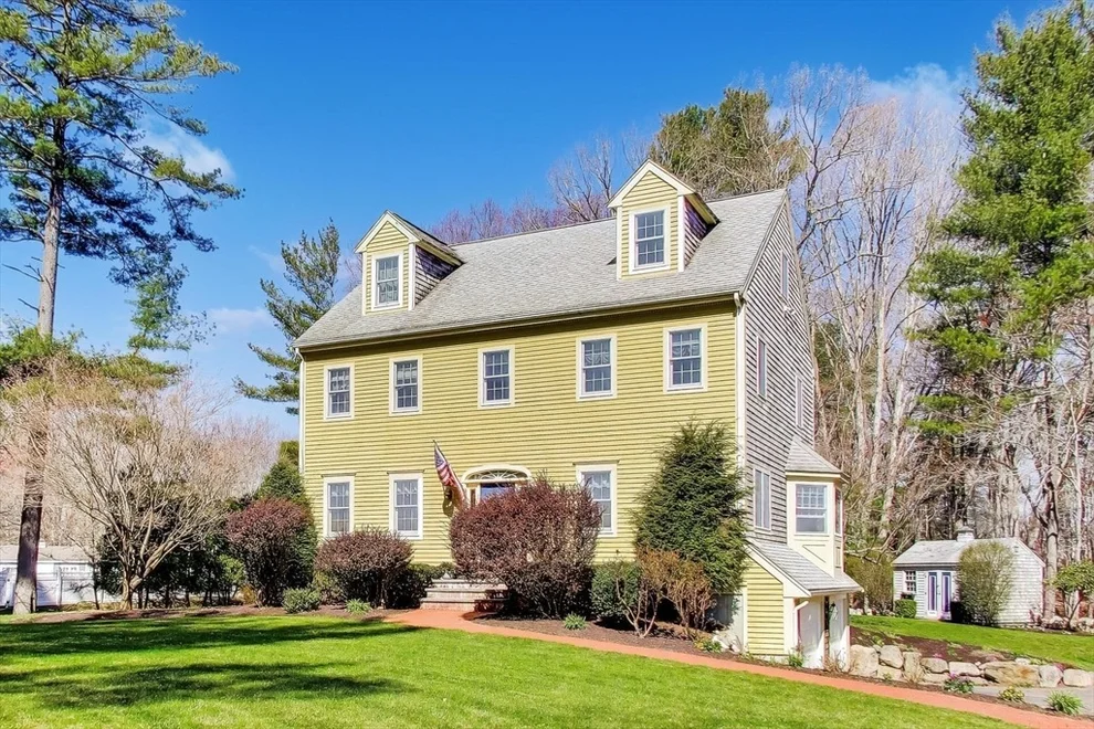 Unit for sale at 101 River Rd, Hanover, MA 02339