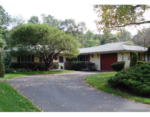 Unit for sale at 48 Nob Hill Dr, Framingham, MA 01701