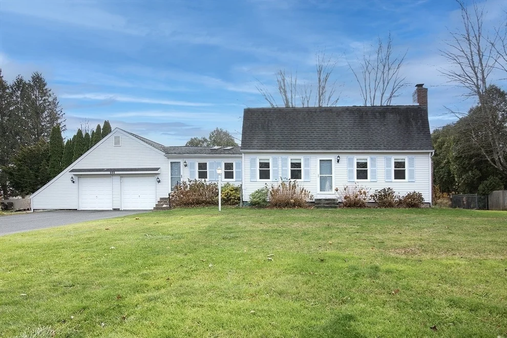 Unit for sale at 999 North St Ext, Agawam, MA 01030