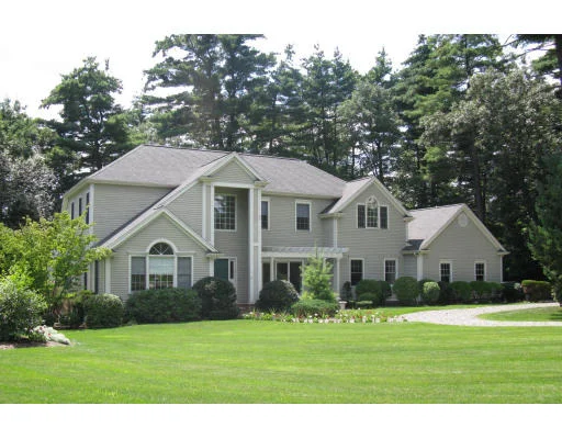 Unit for sale at 25 Indian Rock, Natick, MA 01760