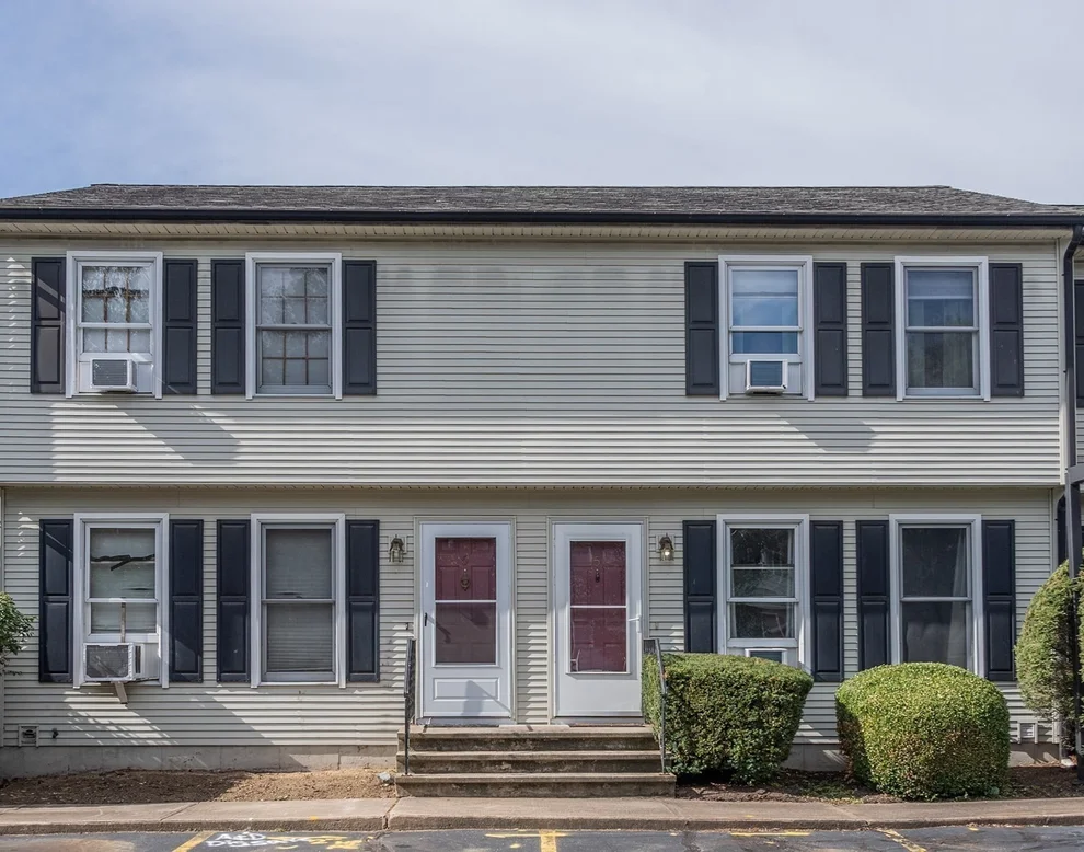 Unit for sale at 166 Hillside Rd, Westfield, MA 01085