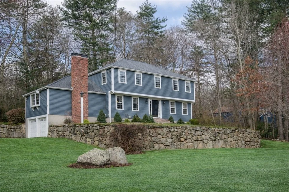 Unit for sale at 17 Masconemet Avenue, Norfolk, MA 02056