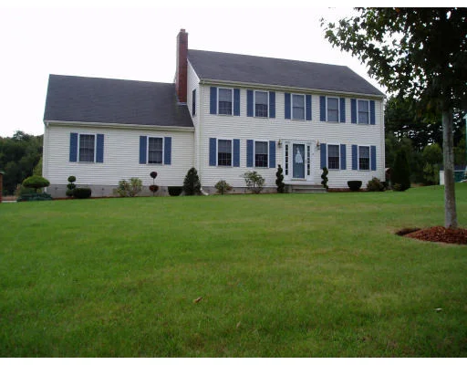 Unit for sale at 19 Meadowlark Lane, Franklin, MA 02038