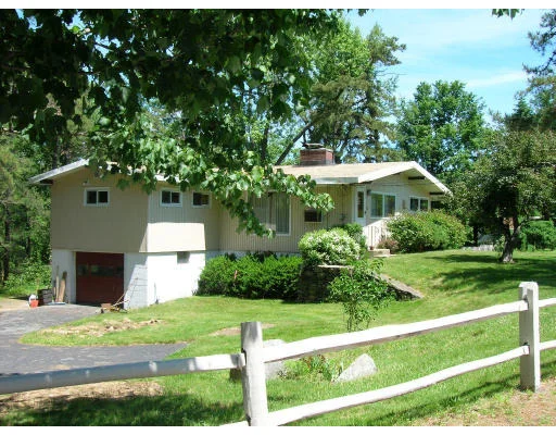 Unit for sale at 20 Eastern Avenue, Lunenburg, MA 01462