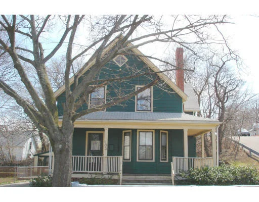 Unit for sale at 103 Oakwood Avenue, Lynn, MA 01902