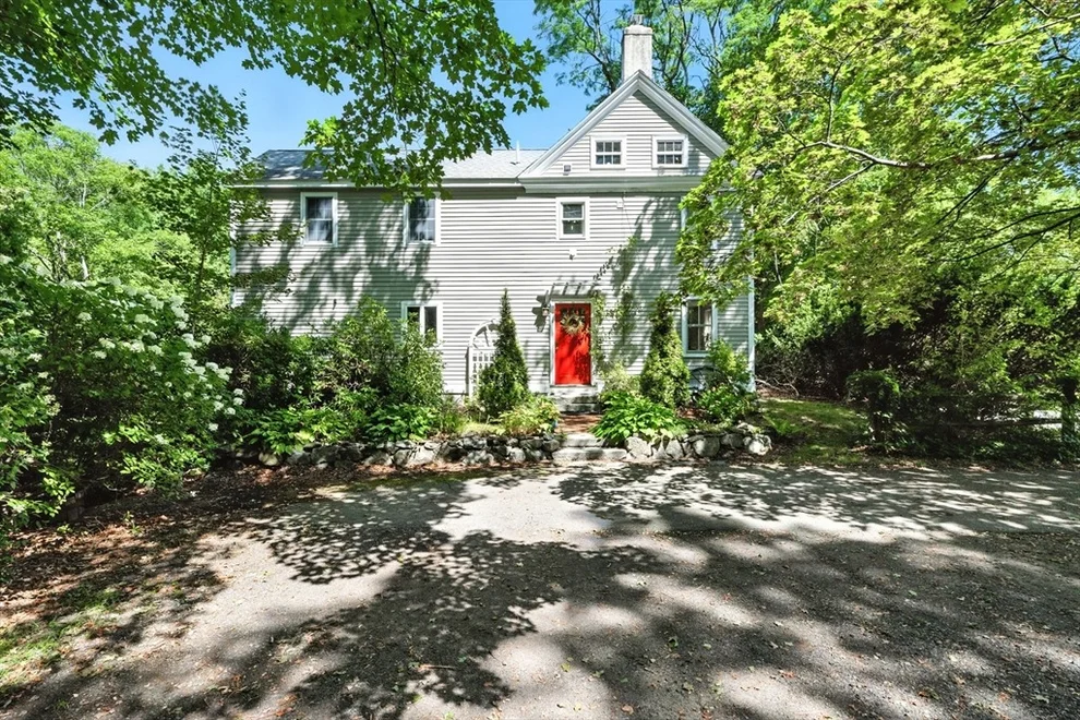 Unit for sale at 135 Central St, Georgetown, MA 01833