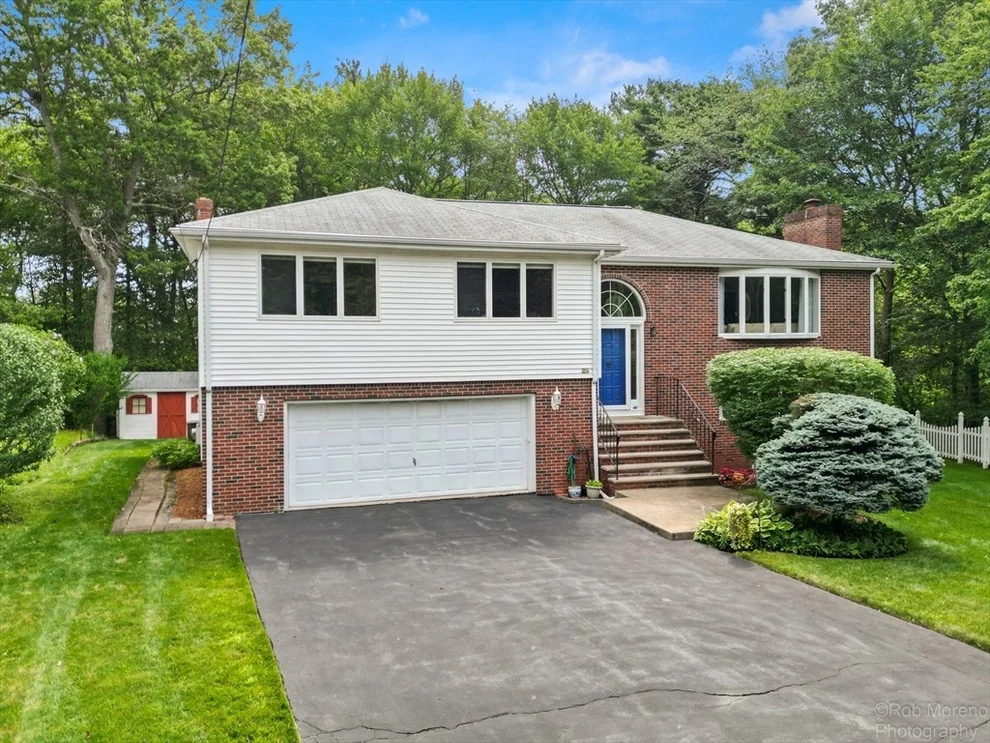 Unit for sale at 25 Joel Cir, Lynn, MA 01904