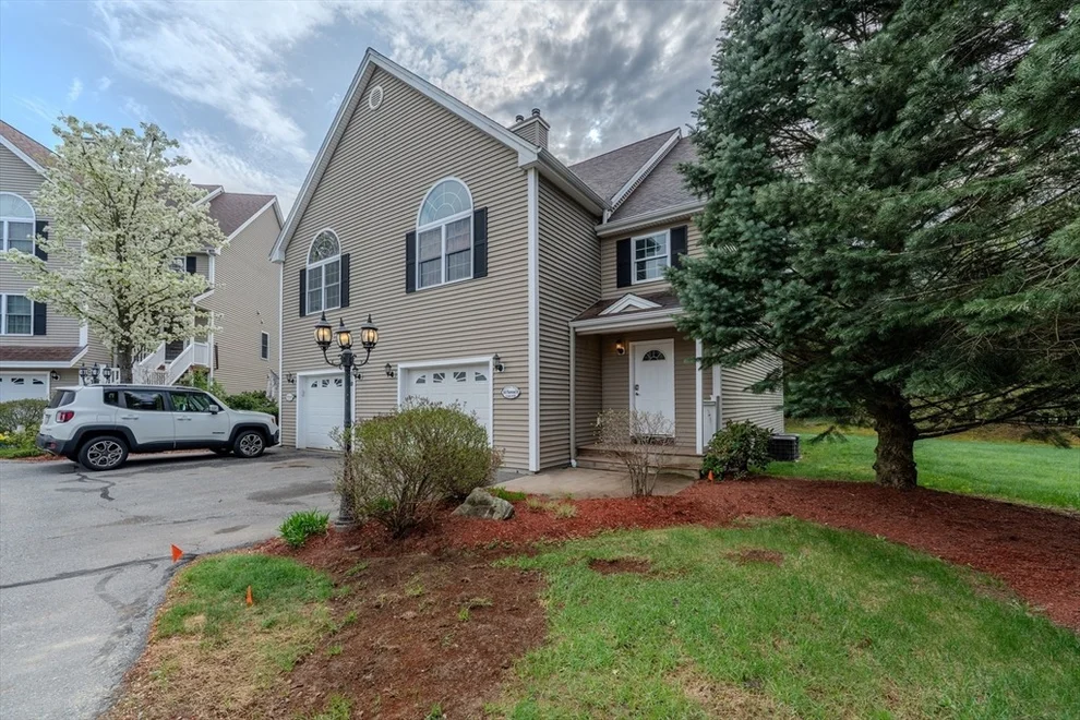 Unit for sale at 144 Pinewood Dr, Gardner, MA 01440