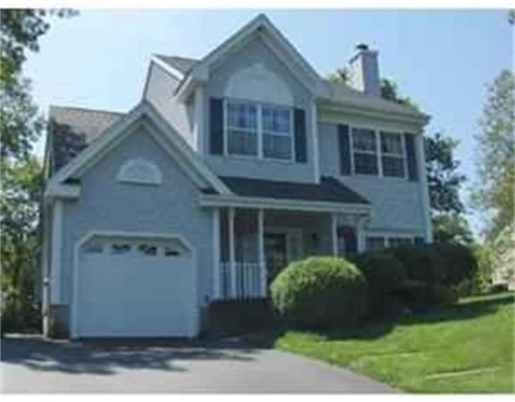 Unit for sale at 8 Inman Ln, Foxboro, MA 02035