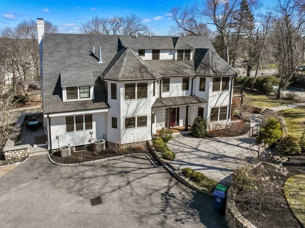 Unit for sale at 180 Franklin St, Newton, MA 02458