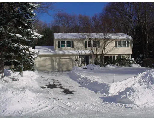 Unit for sale at 26 Cider Mill Road, Framingham, MA 01701