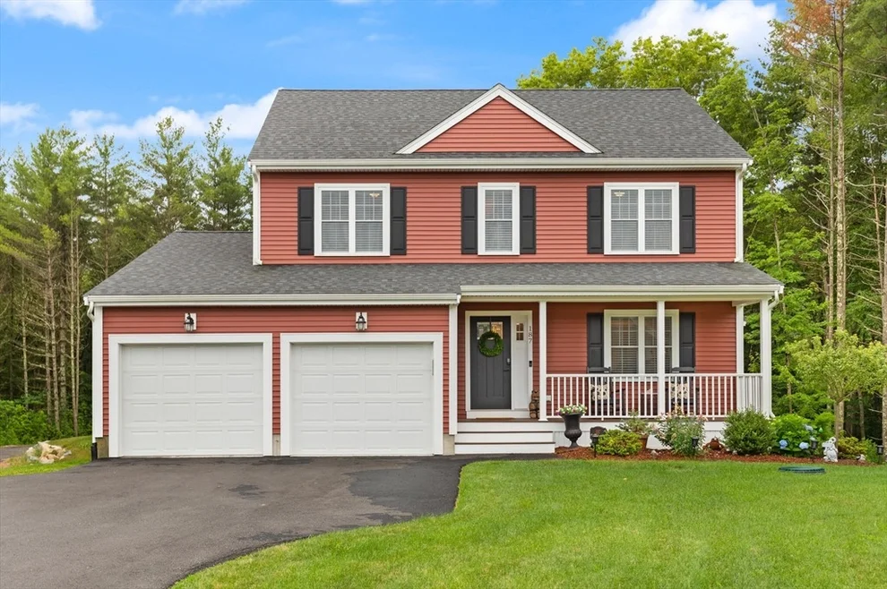 Unit for sale at 187 Run Brook Cir, Taunton, MA 02780