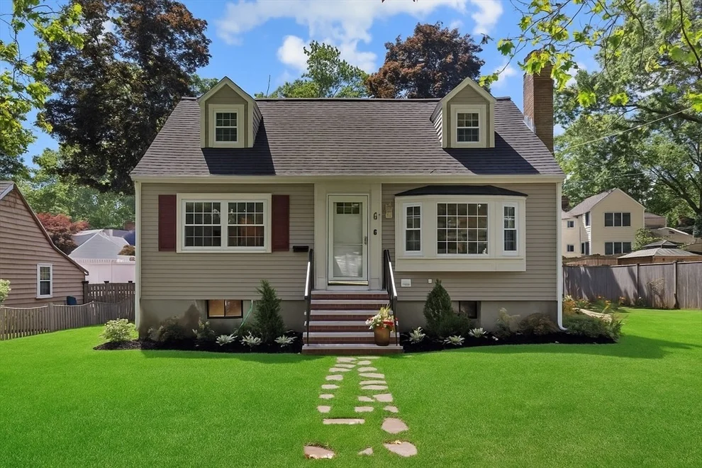 Unit for sale at 28 Sycamore Rd, Melrose, MA 02176