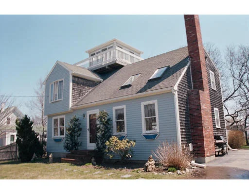 Unit for sale at 55 Chickatawbut Ave, Marshfield, MA 02050