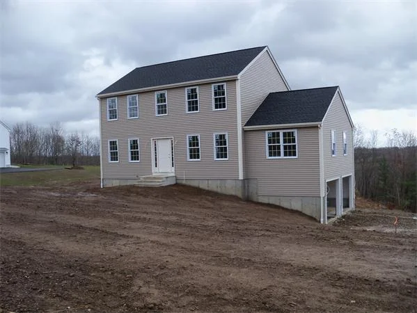 Unit for sale at 241 Dresser Hill Rd, Dudley, MA 01571