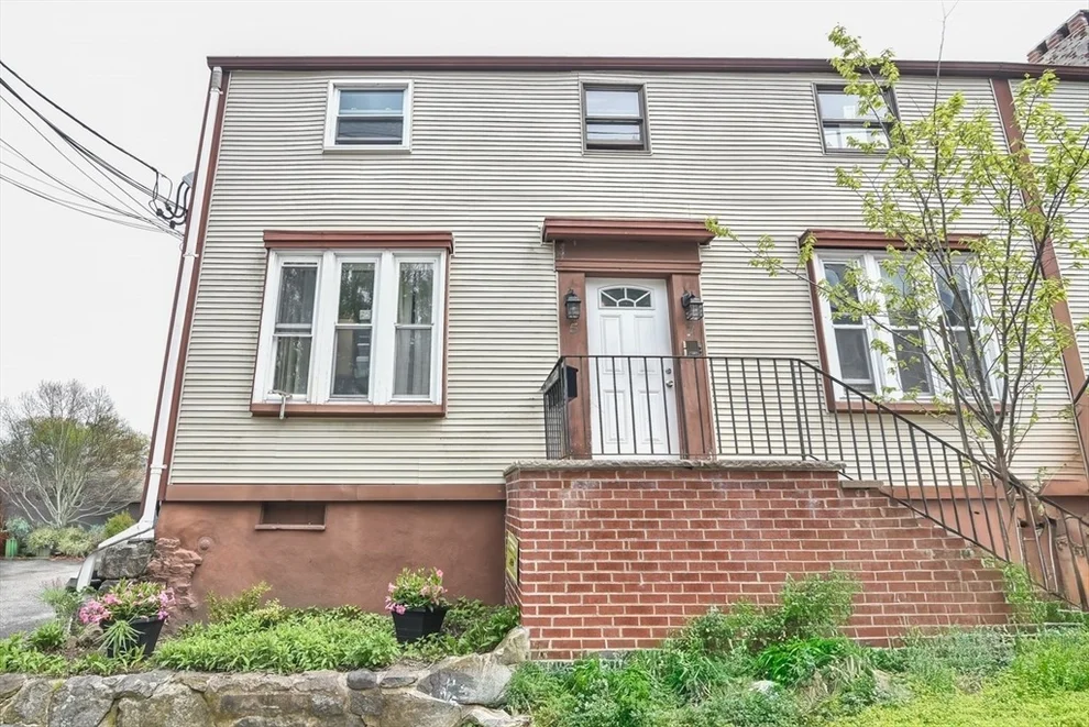 Unit for sale at 5 Boardman, Newburyport, MA 01950