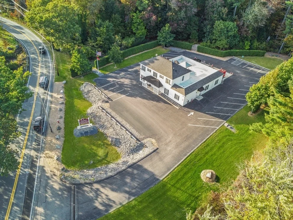 Unit for sale at 1400 Broadway Rd, Dracut, MA 01826