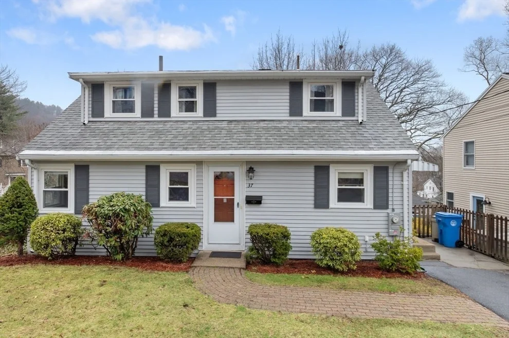 Unit for sale at 37 Upland Rd, Waltham, MA 02451