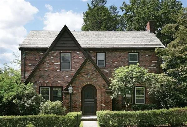 Unit for sale at 90 Wallis Rd, Brookline, MA 02467