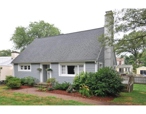 Unit for sale at 234 Russell St, Woburn, MA 01801
