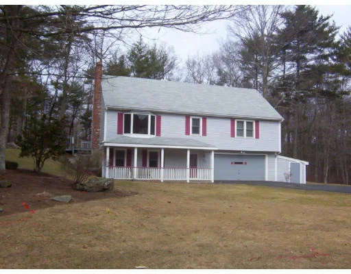 Unit for sale at 62 Edgewater Dr, Pembroke, MA 02359