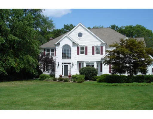 Unit for sale at 32 Cudworth Lane, Sudbury, MA 01776