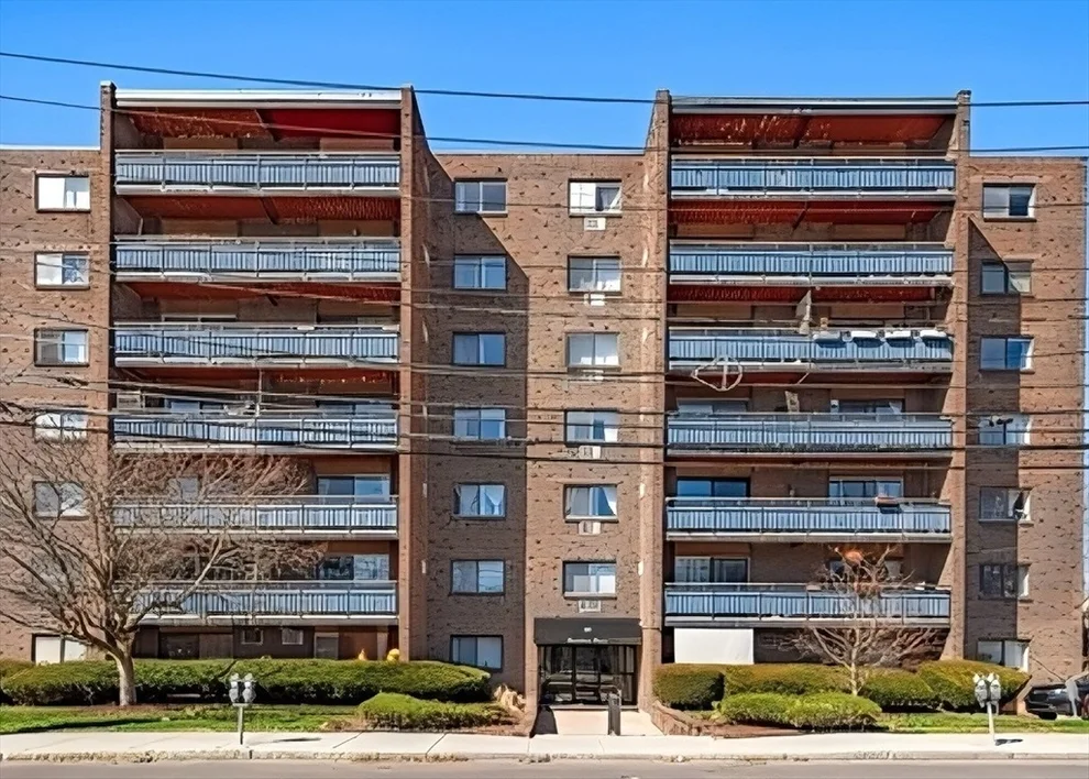 Unit for sale at 32 Whites Avenue, Watertown, MA 02472