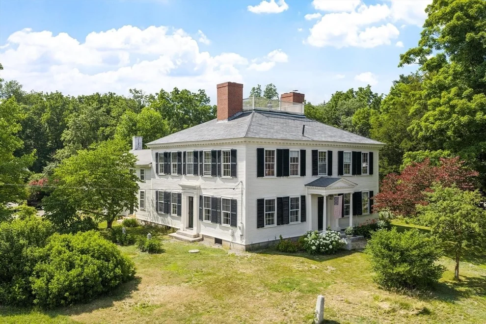 Unit for sale at 194 Center Rd, Shirley, MA 01464
