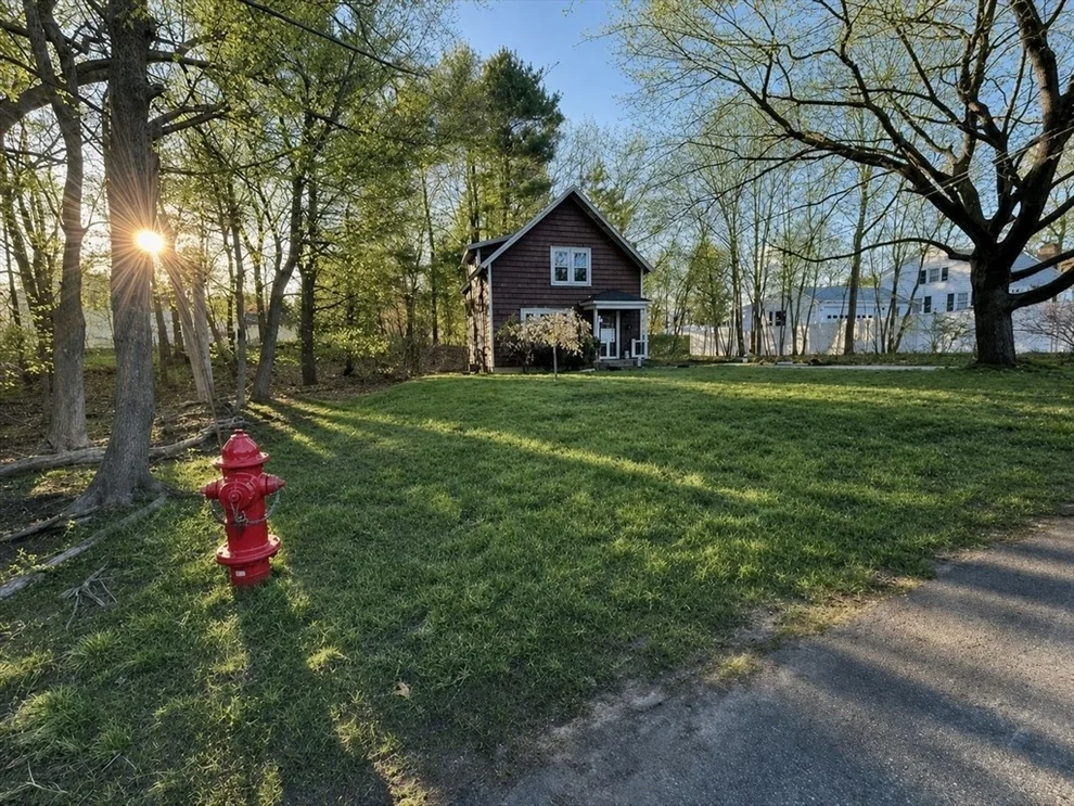 Unit for sale at 14 Leonard Ln, Holbrook, MA 02343
