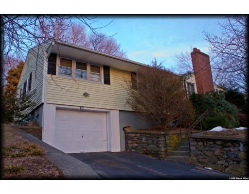 Unit for sale at 10 Marmion Ave, Worcester, MA 01606