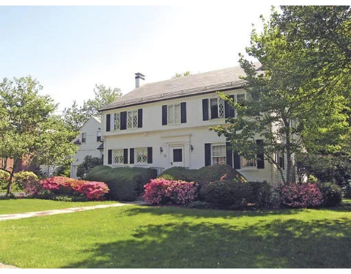 Unit for sale at 37 Ferncroft Road, Newton, MA 02468