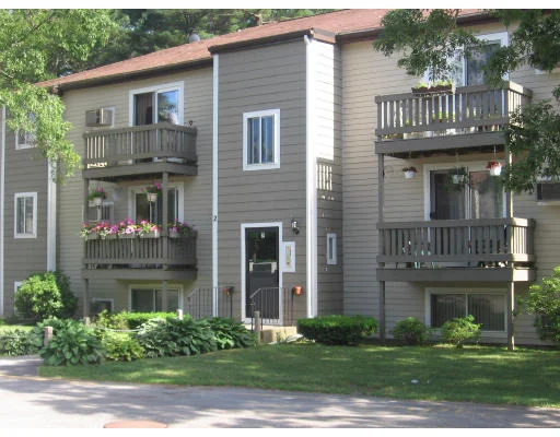 Unit for sale at 451 School Street, Marshfield, MA 02050