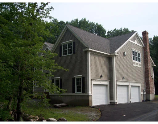 Unit for sale at 13 Demetri Lane, North Reading, MA 01864