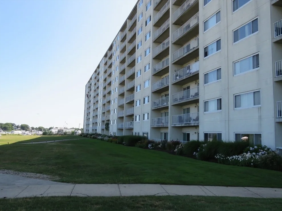 Unit for sale at 200 Cove Way, Quincy, MA 02169