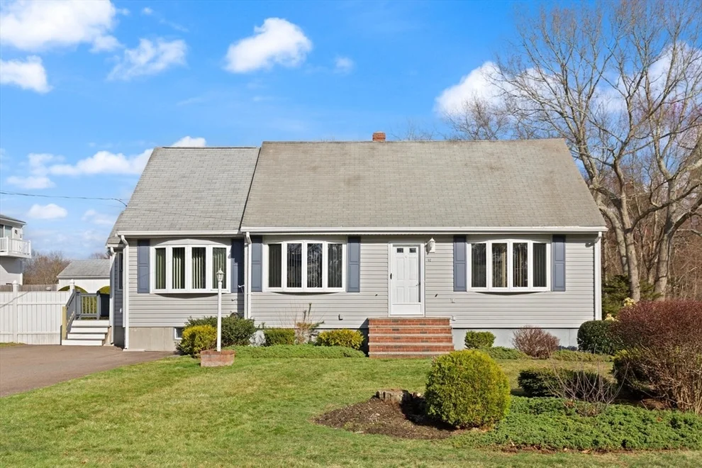 Unit for sale at 102 Chisholm Rd, Stoughton, MA 02072