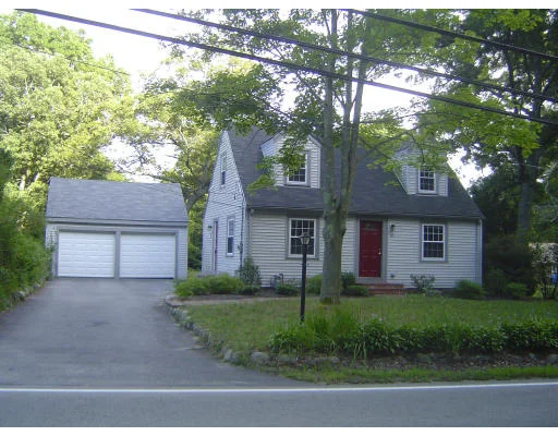 Unit for sale at 80 Ferry St, Marshfield, MA 02050