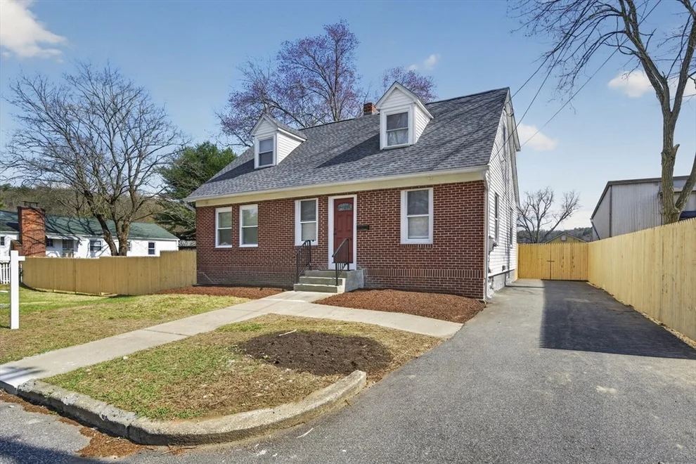 Unit for sale at 1029 Wilson, Palmer, MA 01069