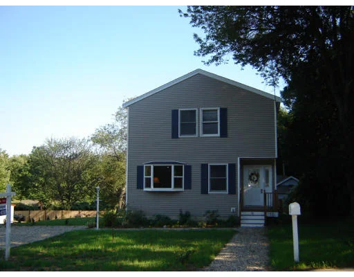 Unit for sale at 36 Dahlia Drive, Littleton, MA 01460