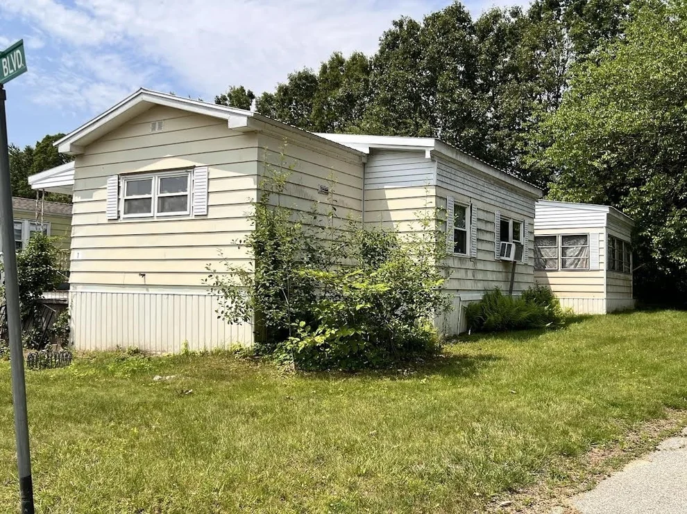 Unit for sale at 1 Tavitian Blvd, Marlborough, MA 01752