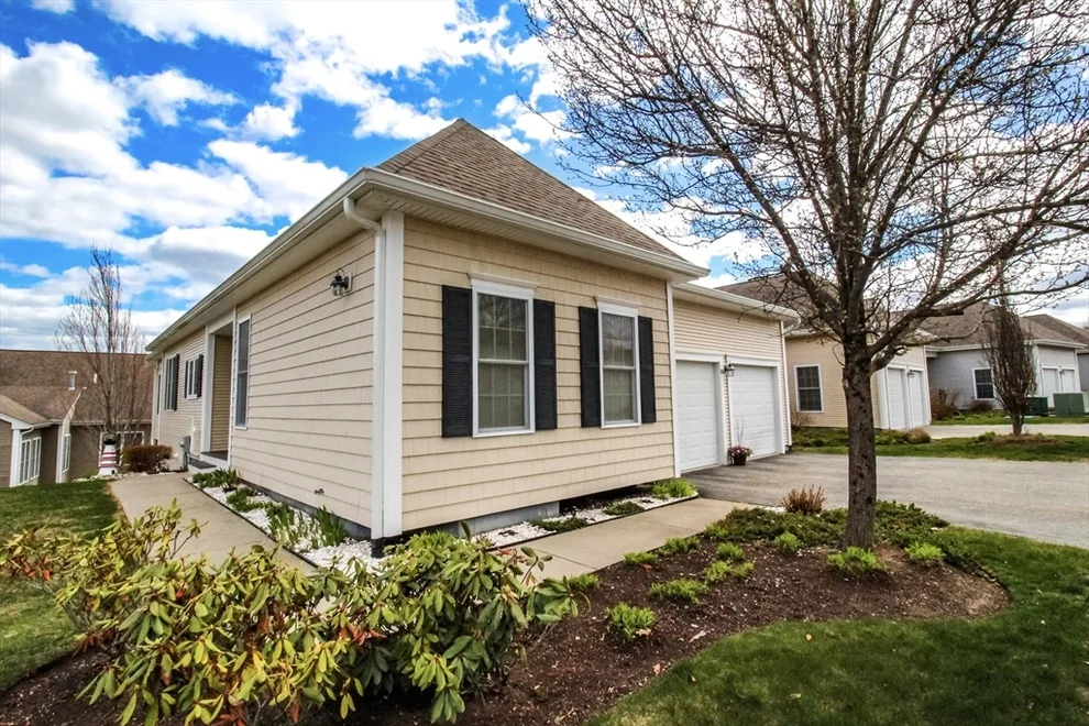 Unit for sale at 80 Old Field Rd, Plymouth, MA 02360