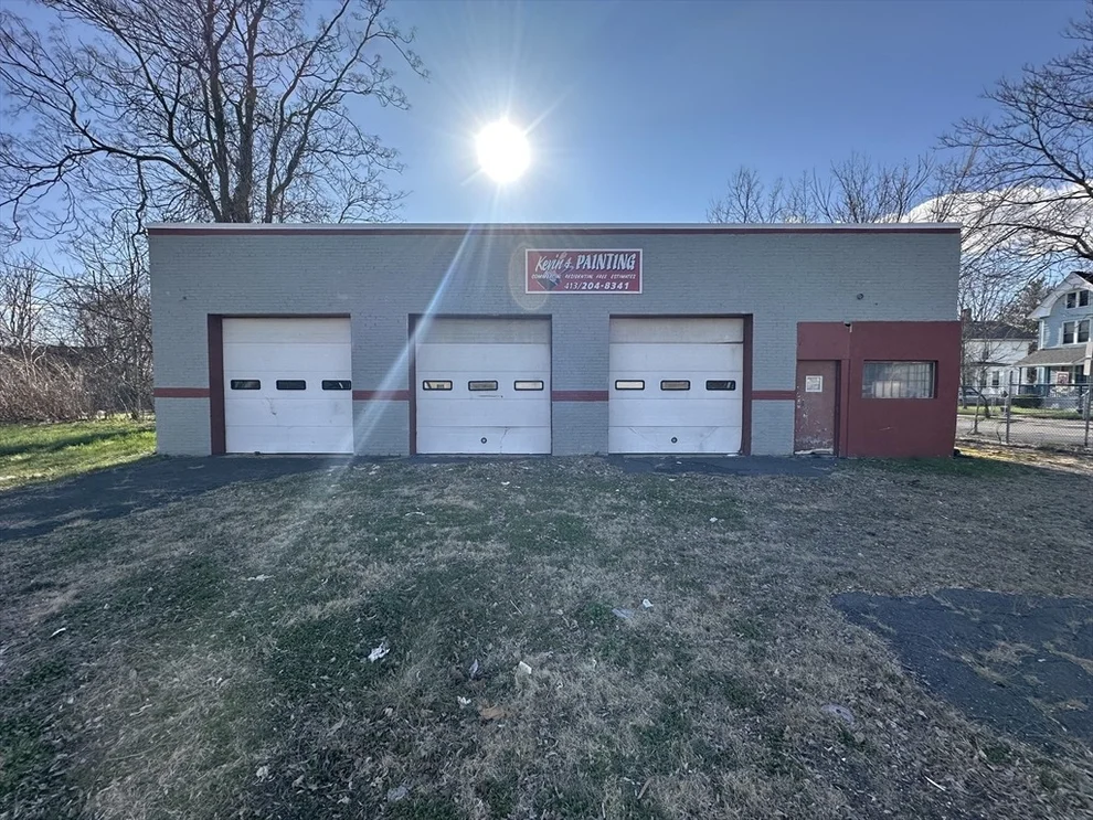 Unit for sale at 182 Hancock, Springfield, MA 01109