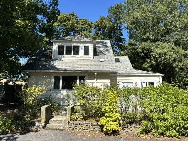 Unit for sale at 126 Lakehurst Ave, Weymouth, MA 02189